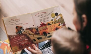 كيف تساعد الحضانة في تنمية الذكاء العاطفي للطفل؟