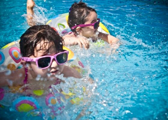 كيف تساعد الحضانة في تنمية المهارات الاجتماعية للطفل؟